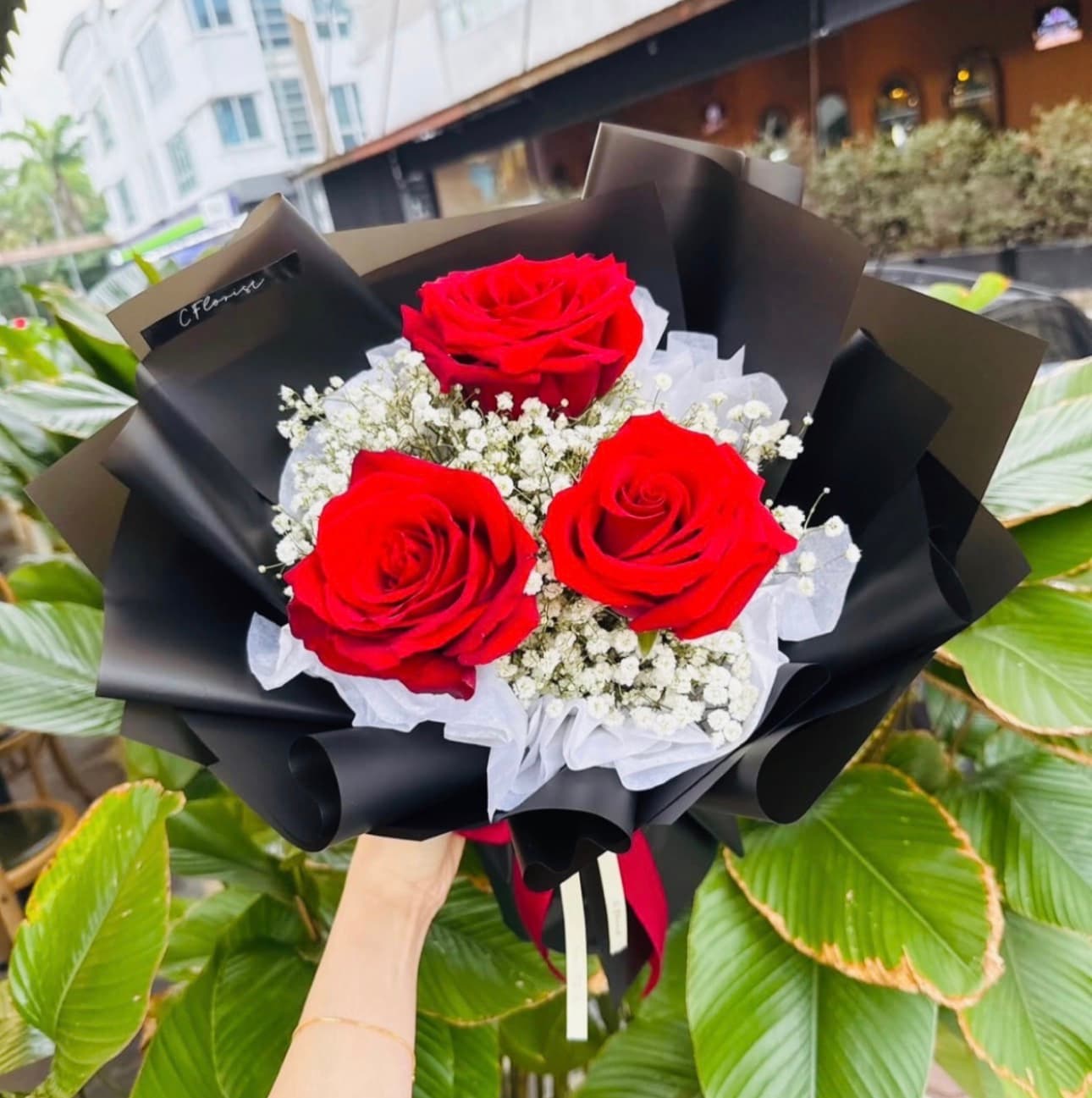 fresh flowers with love note